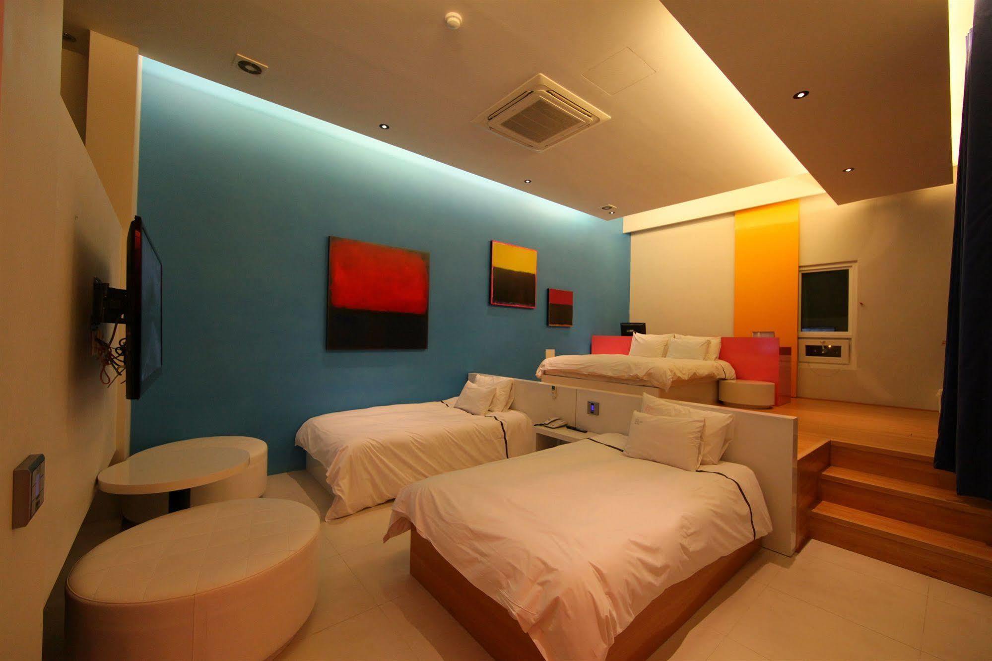 Hotel Oscar Suite Gunsan-si Exterior photo