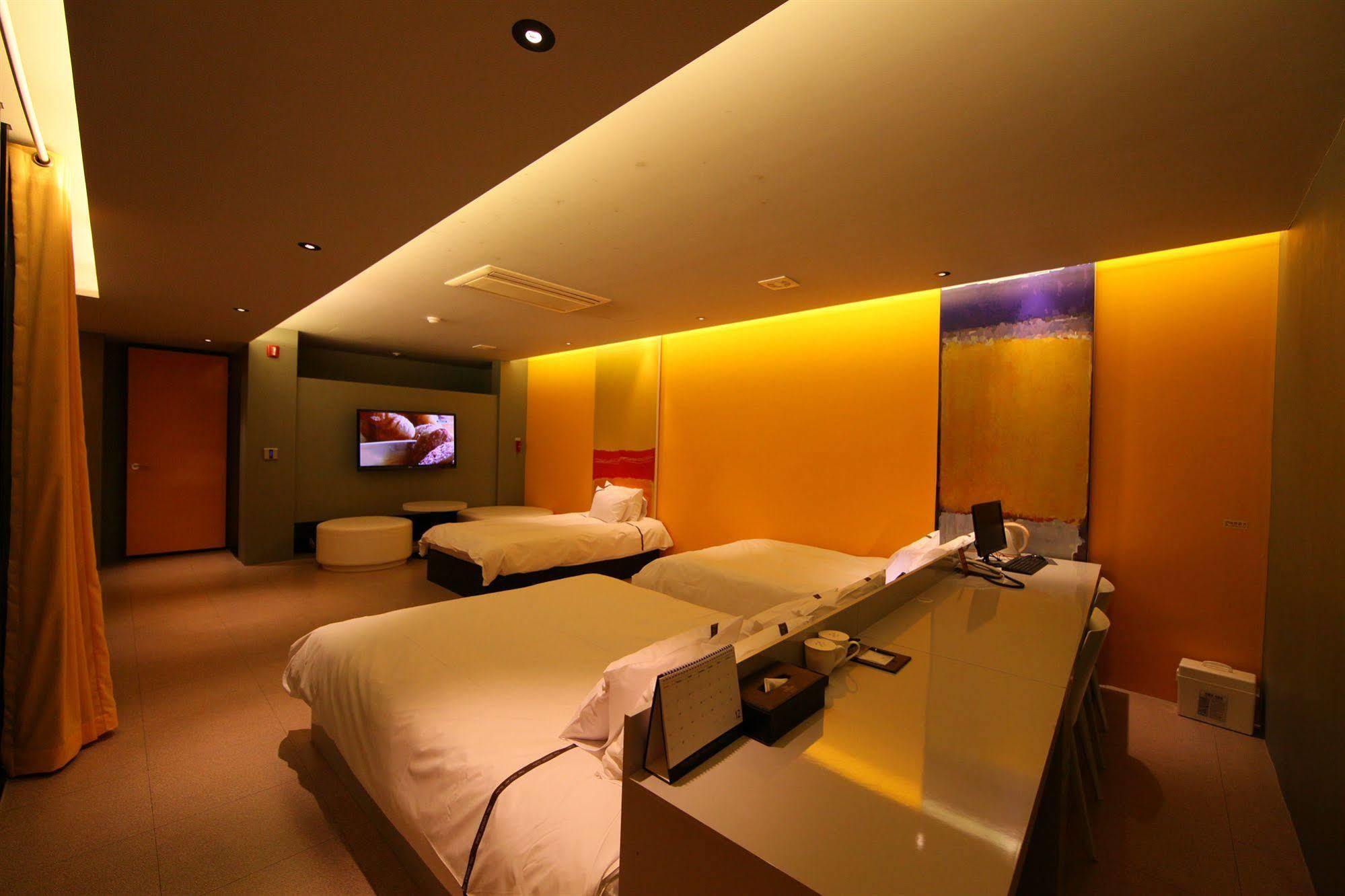 Hotel Oscar Suite Gunsan-si Exterior photo