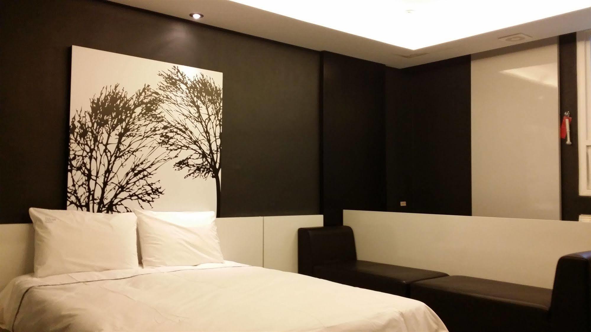 Hotel Oscar Suite Gunsan-si Exterior photo