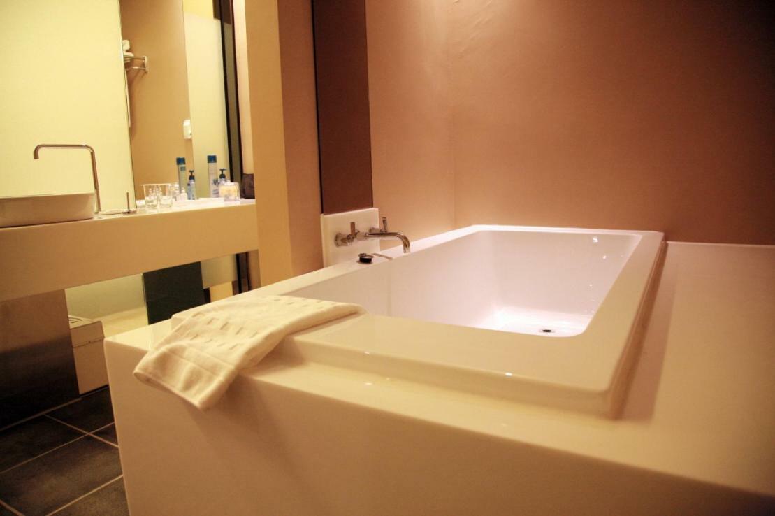 Hotel Oscar Suite Gunsan-si Exterior photo